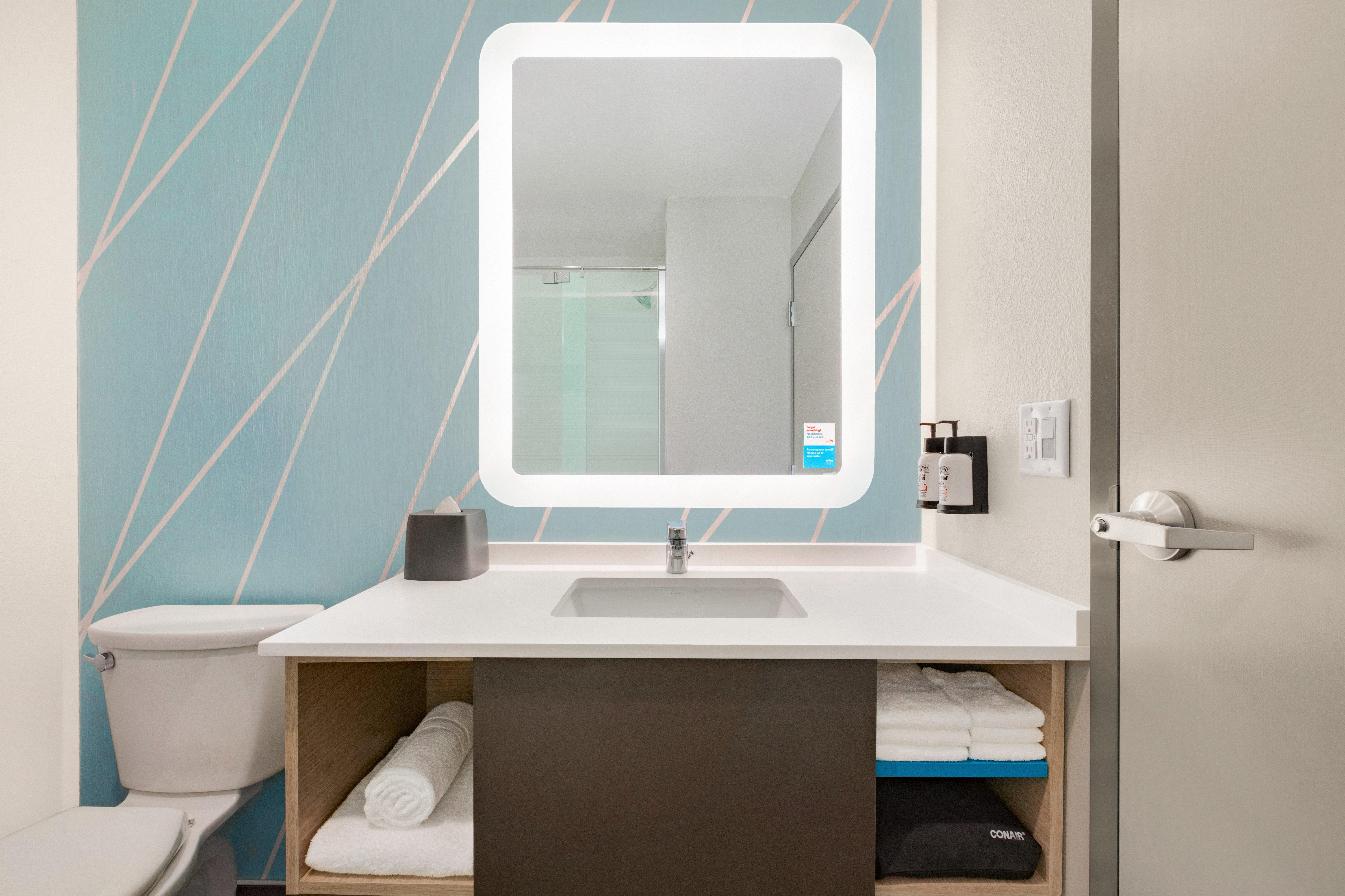 Avid Hotels - Boston Logan Airport - Revere By Ihg Exterior photo