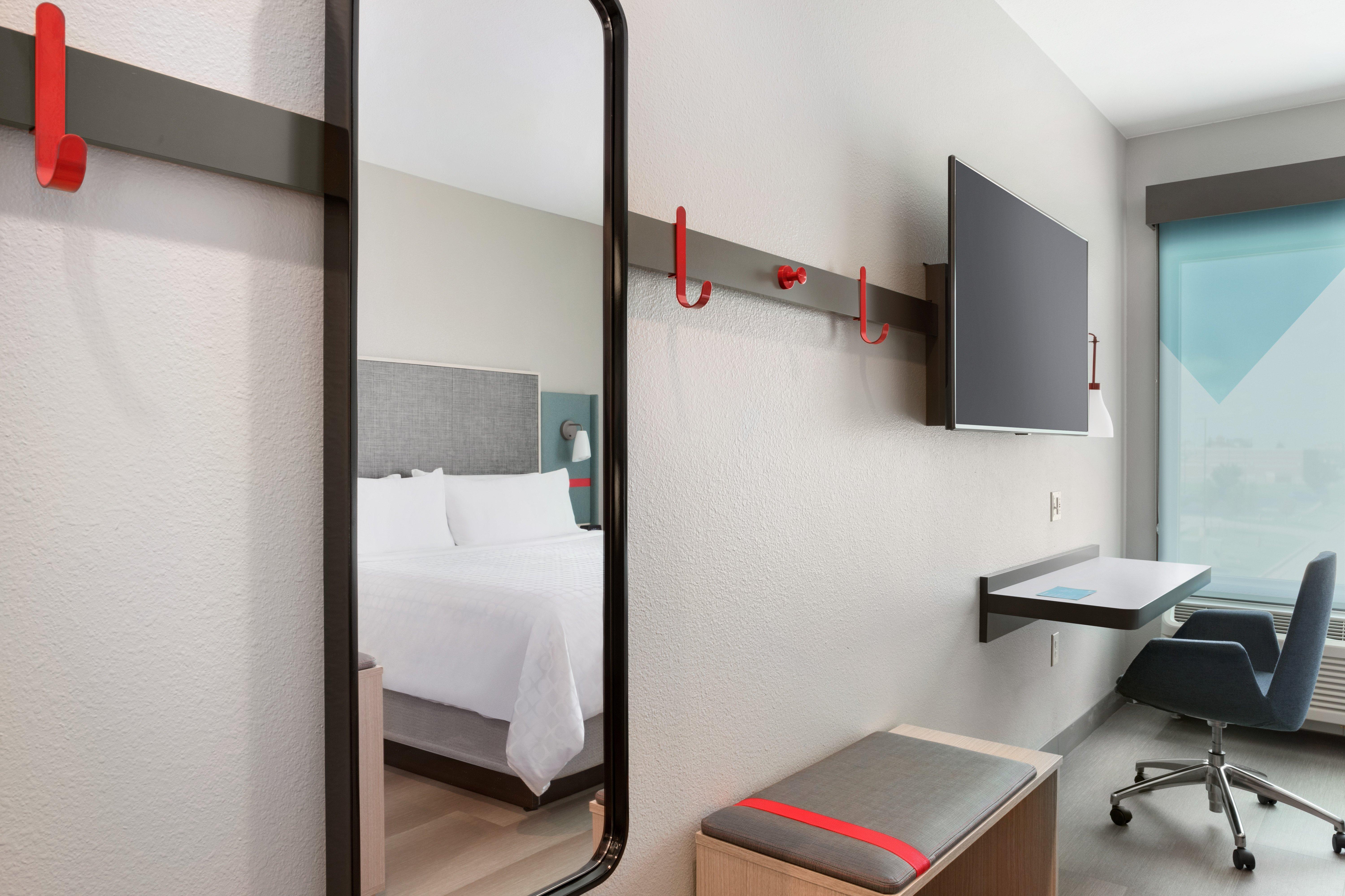 Avid Hotels - Boston Logan Airport - Revere By Ihg Exterior photo