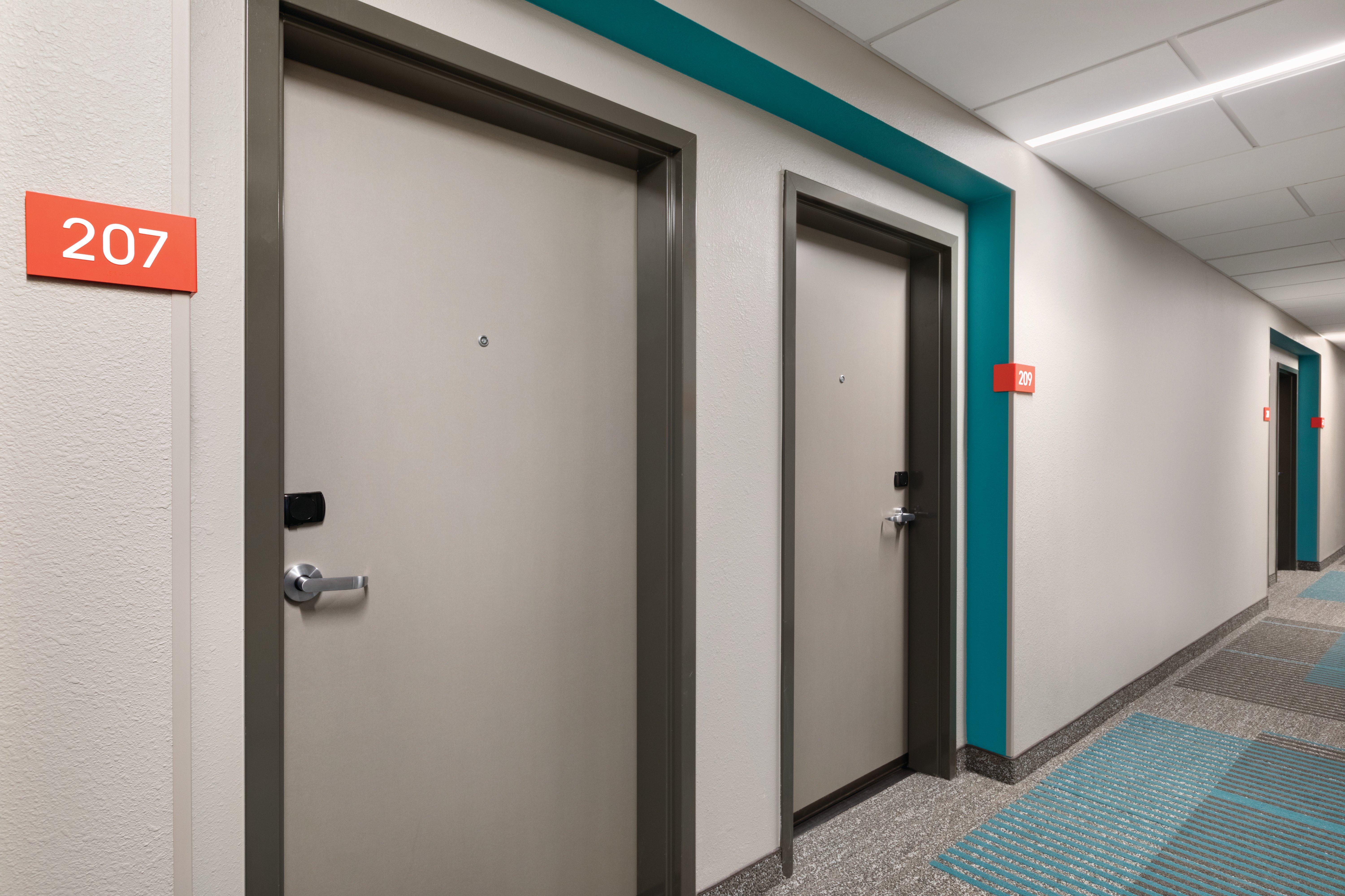 Avid Hotels - Boston Logan Airport - Revere By Ihg Exterior photo